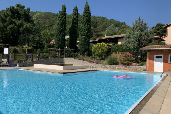 La piscine du camping